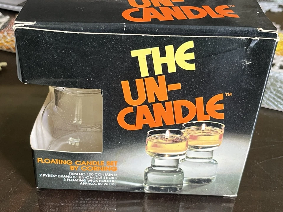 De colección "The Un-Candle" de Corning. Mecha flotante modelo 120. Nuevo en caja. Vela de 5". Foto 1 de 1