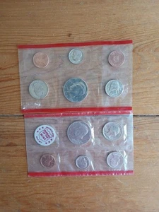 1972 and 1985 Mint sets Denver - Picture 1 of 2