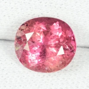 1.63 ct LUSTROUS  100%  NATURAL PINK TOURMALINE - OVAL See Vdo BL - Picture 1 of 3