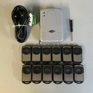 Neco Eco Plus Fernbedienung mit 12 Fernbedienungen - Bild 1 von 3