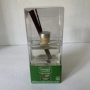 Yankee Candle Balsam & Cedar Reed Diffuser 1.2 Oz - Picture 1 of 5