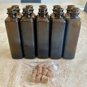 Empty Brown Glass Bottles w. New Cork Stoppers - 200ml - H. 18cm - 10 available - Picture 1 of 3