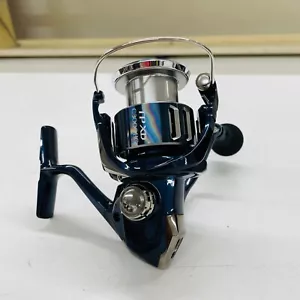 Carrete giratorio Shimano 21 Twin Power Xd C3000Hg - Imagen 1 de 4
