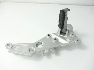 Reposapiés derecho 8393176 BMW F 750 GS 850 GS K80/81 reposapiés foot peg righ - Imagen 1 de 6
