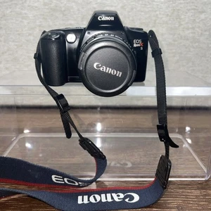 Cannon Rebel XS 35mm Flim Camera with Cannon zoom Lens EF 35-80 1:4-5.6 II - Picture 1 of 11