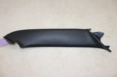 Cubierta de moldura de pilar derecho Mazda MX-5 Miata 2006-2015 NE5168161 OEM MU70 Foto 1 de 4