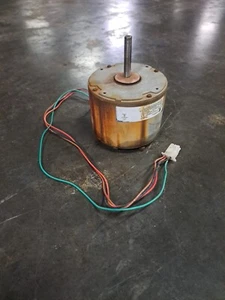 Emerson K55HXKWW-9825 1/4 HP 208-230V 1100 RPM Condenser FAN MOTOR 024-26020-000 - Picture 1 of 4