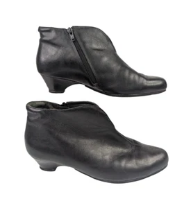 Women's Kumfs Black Soft Leather Side Zip Ankle Boots size XW Au7/Eu38/Uk5 - Picture 1 of 12