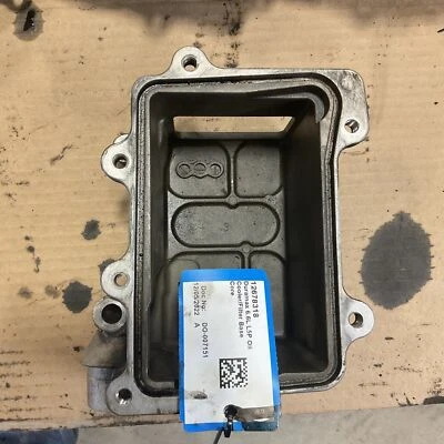 2017-2019 6.6L L5P 6.6L Duramax Oil Cooler Housing 12678318 - Изображение 1 из 4