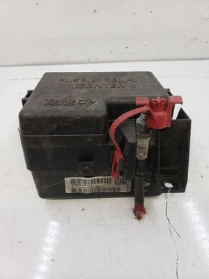 STRATUS   2004 Fuse Box Engine 953649 - Image 1 of 4