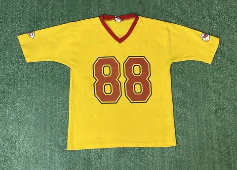 Vintage 90s Kansas City Chiefs Tony Gonzalez #88 Jersey Size M Cover