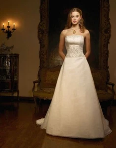 P175 CASABLANCA 1828 IVY SZ 8 EMBROIDERED BEAUTIFUL BALLGOWN WEDDING DRESS GOWN - Picture 1 of 16