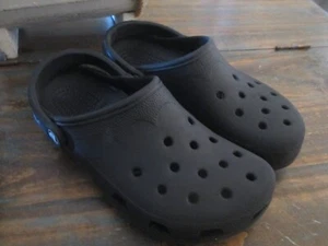 Zoccoli Crocs scarpe classiche originali taglia LARGE W 10-11 / M 8-9 nero - Foto 1 di 5