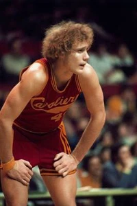 Luke Witte Of The Cleveland Cavaliers Looks On 1974 OLD PHOTO - Picture 1 of 1