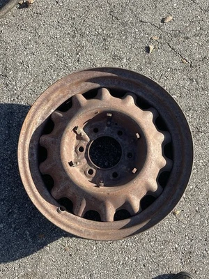 17 inch artillery wheel 6 lug chevrolet chevy gm fleetline deluxe low rider 1934 Foto 1 de 4