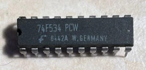 Fairchild 74F534 Octal D infradito tipo D - NOS - Foto 1 di 1