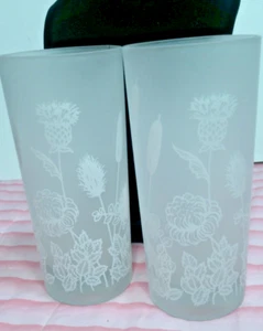 2 seltene Vintage MCM mattierte & geätzte Trinkgläser mit Blumen signiert Morgan *lesen - Bild 1 von 10
