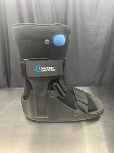 United Surgical Ortho Short Air Cam Walker Fracture Boot, Black Large - Picture 1 of 4