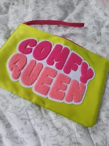 benefit Cosmetics make up bag comfy Queen - Picture 1 of 1