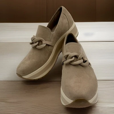 Steve Madden Platform Loafers Sneakers Suede Tan Chain Detail Women's Size 10 - Image 1 of 4