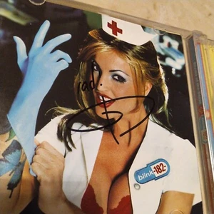 SIGNED Blink 182 - Enema of the state tom delonge CD autographed - Picture 1 of 4