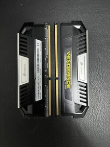 💻CORSAIR VENGEANCE PRO 8GB (2x4GB) DDR3 2133 MHz 11-12-12-27 CMY8GX3M2B2133C11 - Picture 1 of 1