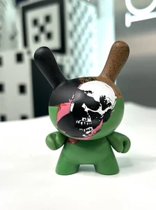 Andy Warhol 3" Dunny Skull Serie 2 Kidrobot - Imagen 1 de 3