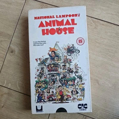 NATIONAL LAMPOON'S ANIMAL HOUSE (VHS) John Belushi + Kevin Bacon + Tim Matheson Foto 1 de 4