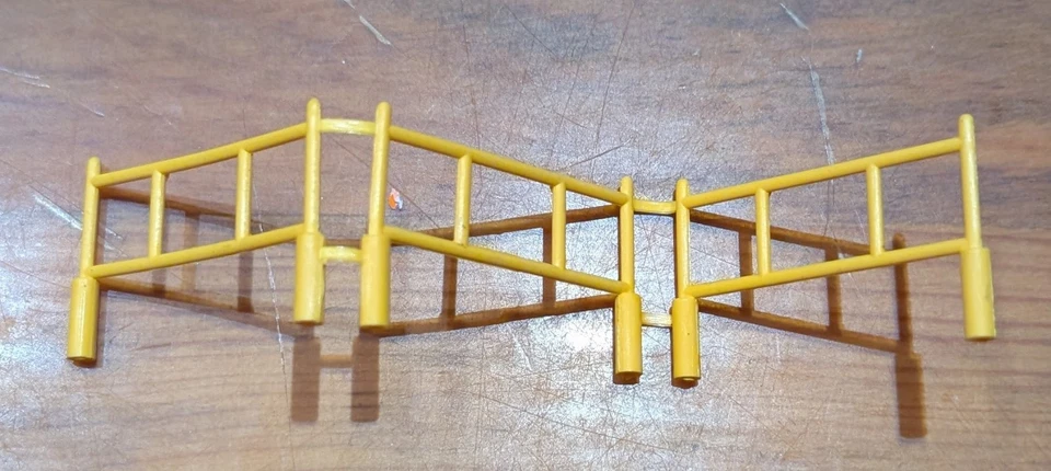 Vintage 1969 Lesney Matchbox #11 SCAFFOLDING Accessory Part *ONLY* - Image 1 of 4