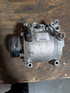 2003-2006 Mitsubishi Lancer Evolution EVO 8 9 OEM AC Compressor - Picture 1 of 5