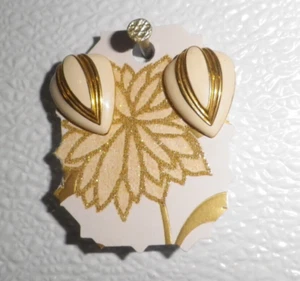 Napier Earrings Teardrop Vtg Cream Goldtone Signed Pierced - Picture 1 of 3