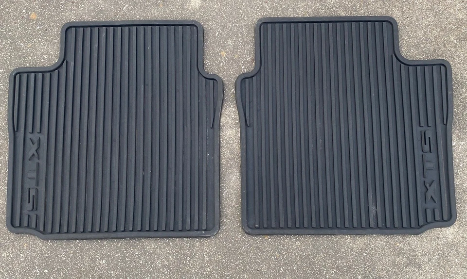 Alfombrillas traseras para todo clima Cadillac XTS 2013-2018 22757756 negras OEM GM Foto 1 de 3