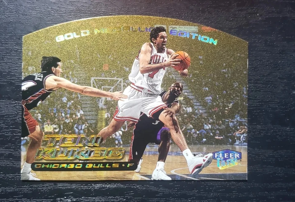 1999 Fleer #109G Toni  Kukoc Gold Medallion Edition  - Image 1 of 2