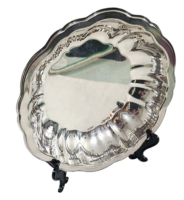 Wm A Rogers 9" Cuenco De Colección Chapado en Plata Chippendale Bowl MCM Ancestral Home Foto 1 de 4