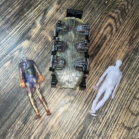 The X-Files McFarlane Toys Creatures Action Figure Lot Aliens Cover