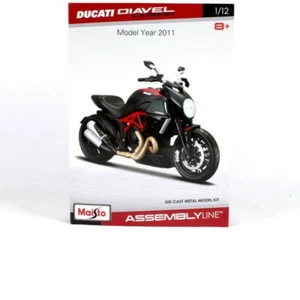Maisto Motorcycle Ducati Diavel Carbon Assembly Line Die Cast Metal Model Kit - Picture 1 of 5