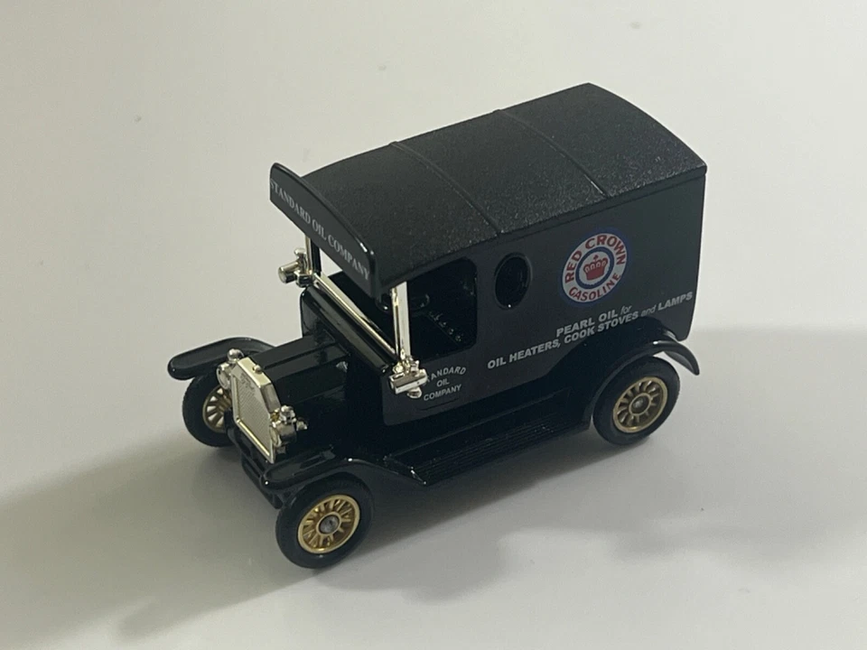 Lledo Chevron Standard Oil Pearl Oil Delivery Die Cast Toy #16 - Image 1 of 4