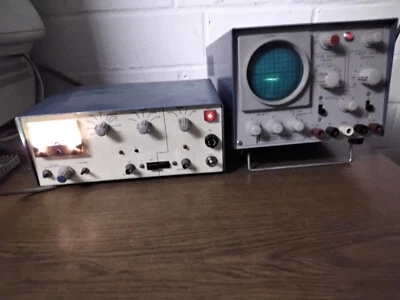 Yizreel Electronics Oszilloskop OSC-3C Oszilloskop  und eine weitere Meßeinheit - Bild 1 von 4