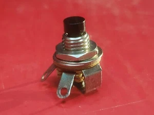 SWITCHCRAFT PUSHBUTTON KILLSWITCH. Black button switch. - Picture 1 of 10