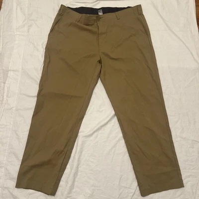 Pantalones chinos BCG para hombre caqui elásticos 40x30 informales calce atlético ligeros Foto 1 de 4