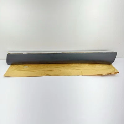 Lexus RX350 2010-2015 lado del pasajero derecho puerta inferior delantera moldura 75071-0E010  Foto 1 de 4