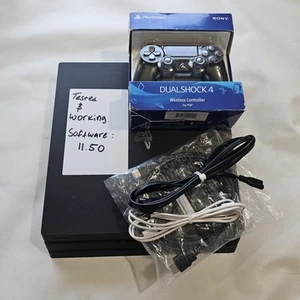 Console Sony Playstation 4 Pro 1 To CUH-7215B, manette NEUVE et tous les câbles ! - Photo 1/5