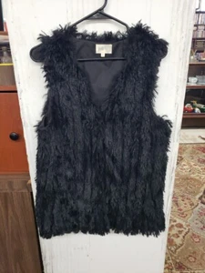 Vintage Jolt Black Women's Faux Fur Vest L Hippie Boho Fun Casual Frog Closures - Picture 1 of 6