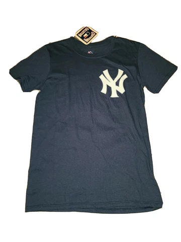 Mariano Rivera Majestic 2019 Hall Fame New York Yankees sandman Shirt sz S #42 Cover