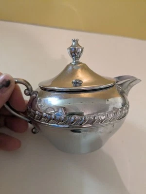Crema Sheridan Vintage con Tapa Cromada/Servidor de Té Individual/Artesanía Foto 1 de 4