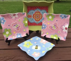 Easter Spring 3 Square Plates & Wood Tray Bumble Bees & Butterflies Ceramic GUC - Picture 1 of 9