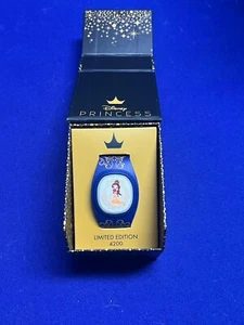 Disney Beauty And The Beast Princess Belle Magicband Plus LE 4200 Unlinked New - Picture 1 of 6