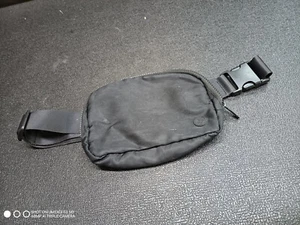 Markenlos schwarz Bauchtasche Gürteltasche Hüftgurt leicht Unisex - Bild 1 von 8