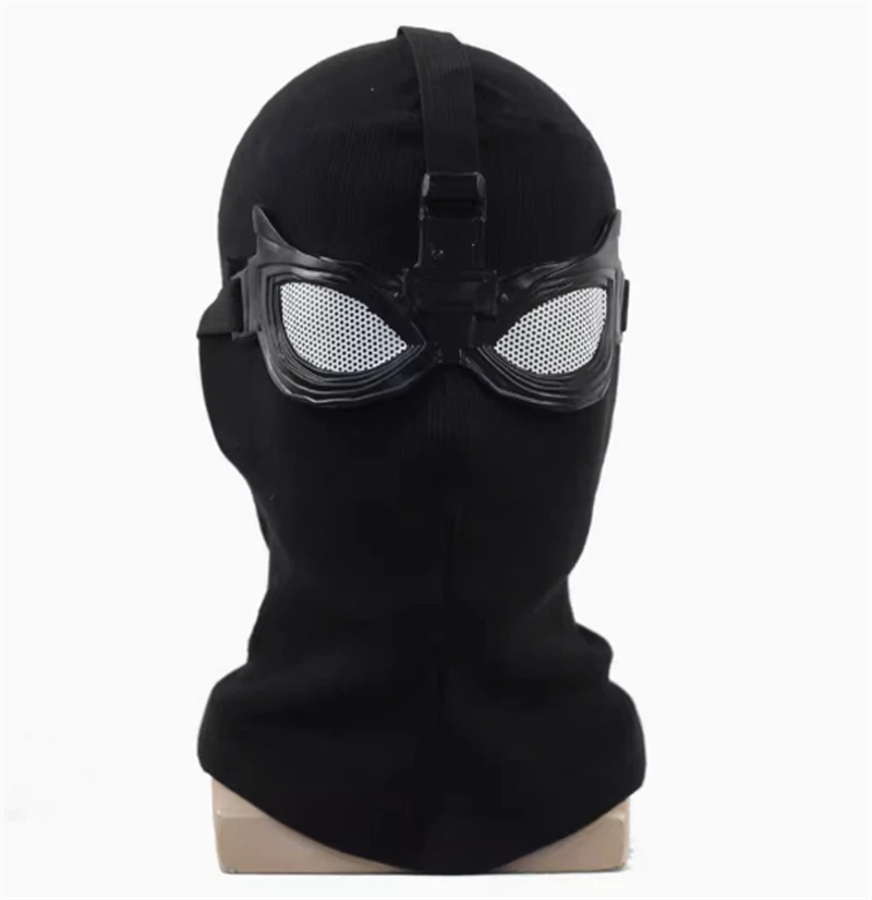 Spider-Man：Far From Home Cosplay Black Knitted Face Mask Halloween Party Prop  - Image 1 of 3
