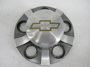 Chevy Center Cap Hubcap S10 Blazer 15731941 OEM 15" Wheel 98 99 00 01-05 Genuine - Picture 1 of 7